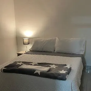 Apartamento Aparta Estudio Amoblado 3 Medellin, San Joaquin Colombia